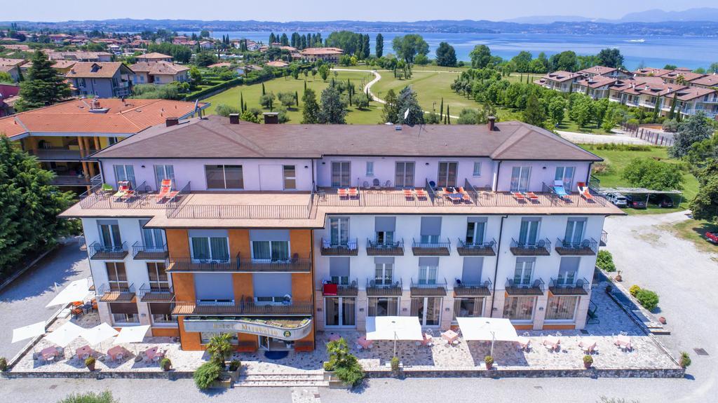 Hotel Mirabello Sirmione Exteriör bild