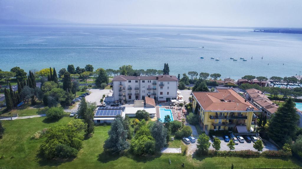 Hotel Mirabello Sirmione Exteriör bild